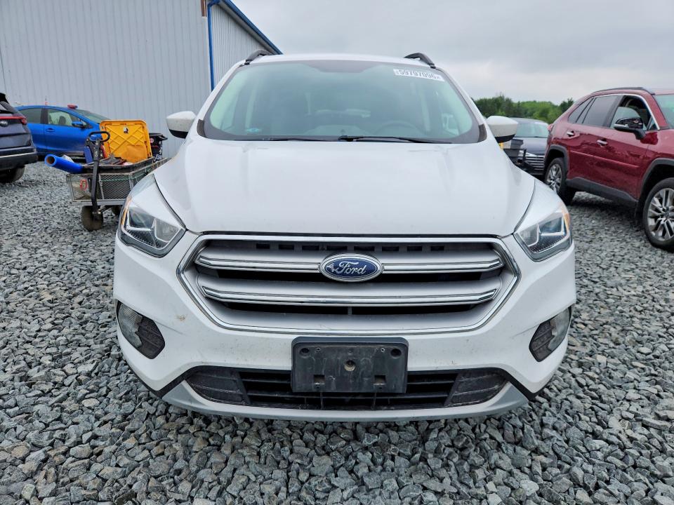 2017 Ford Escape VIN 1FMCU0GD8HUB76188 COPART salvage auction — MECHANICAL, Oh - Certificate Of Title, sold $1,400 on 2026-08-01 (photo 5)