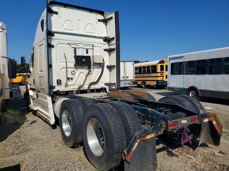 2020 Freightliner All other VIN 3AKJHPDV5LSMC8976 COPART salvage auction — FRONT END, NJ - CERTIFICATE OF TITLE, sold $2,050 on 2026-07-30 (photo 2)