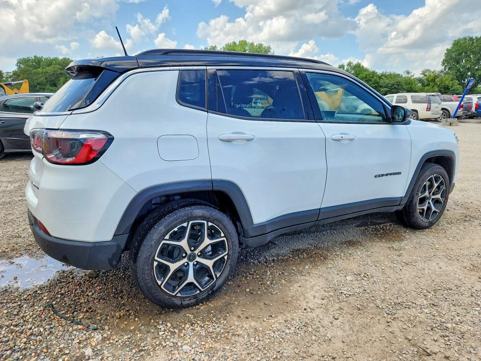 2025 Jeep Compass VIN 3C4NJDCN4ST599959 COPART salvage auction — SIDE, Ny - Certificate Of Title, sold $13,600 on 2026-07-27 (photo 3)