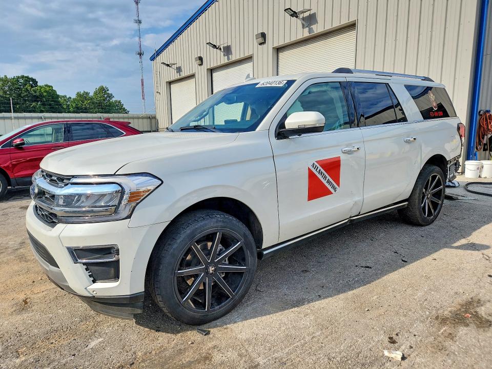 2024 Ford Expedition VIN 1FMJK2A88REA01701 — COPART salvage auction photo
