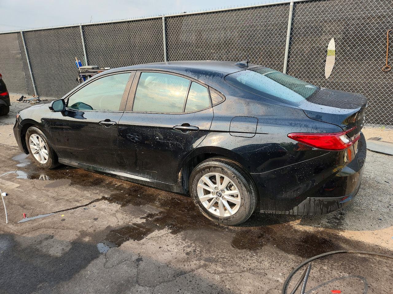 2025 Toyota Camry VIN 4T1DAACK0SU044685 COPART salvage auction — Minor Dent/Scratches, Ct - Clean Title, sold $15,800 on 2026-09-25 (photo 2)