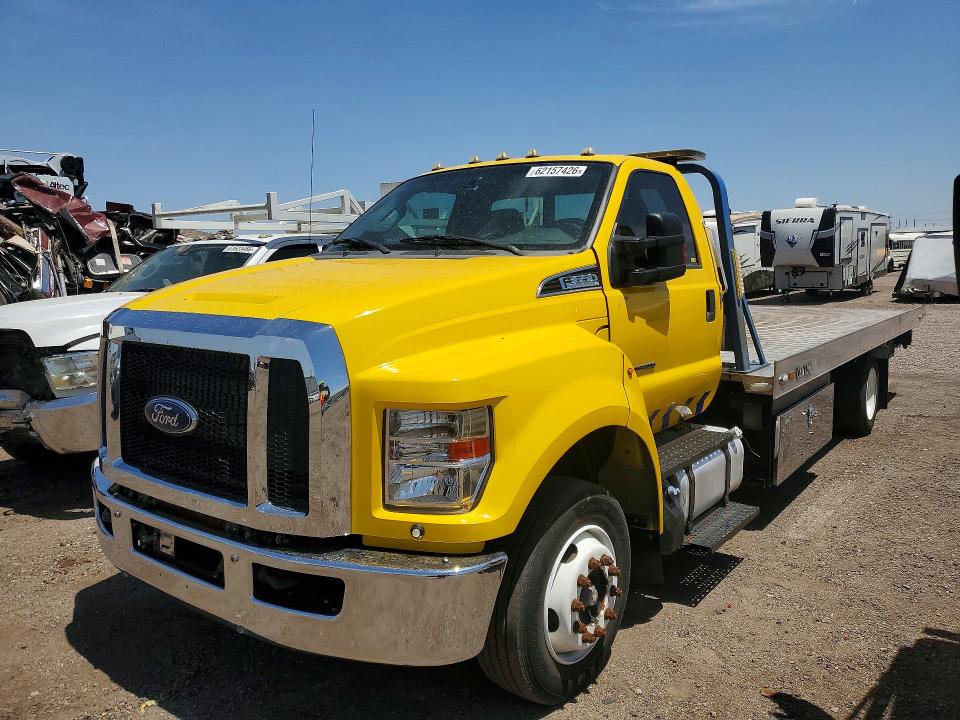 2019 Ford F-650 VIN 1FDWF6DE1KDF08468 — COPART salvage auction photo