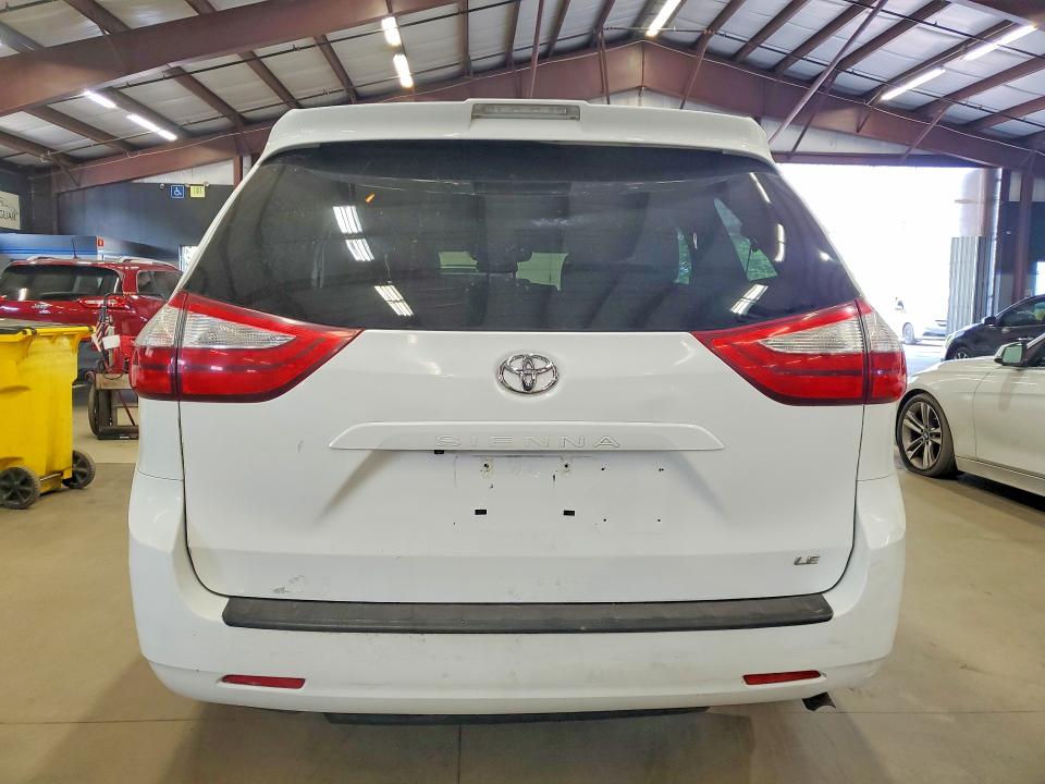 2018 Toyota Sienna VIN 5TDKZ3DC1JS944814 COPART salvage auction — MINOR DENT/SCRATCHES, MA - CERTIFICATE OF TITLE (P), sold $5,600 on 2026-07-27 (photo 6)