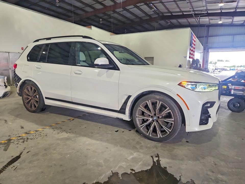 2022 BMW X7 VIN 5UXCX6C02N9J96015 COPART salvage auction — REAR END, Fl - Cert Of Title Slvg Rebuildable, sold $25,500 on 2026-07-27 (photo 4)