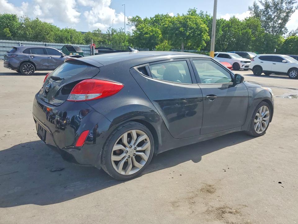 2013 Hyundai Veloster VIN KMHTC6AD1DU102930 COPART salvage auction — FRONT END, FL - CERTIFICATE OF TITLE, sold $1,000 on 2026-07-27 (photo 3)