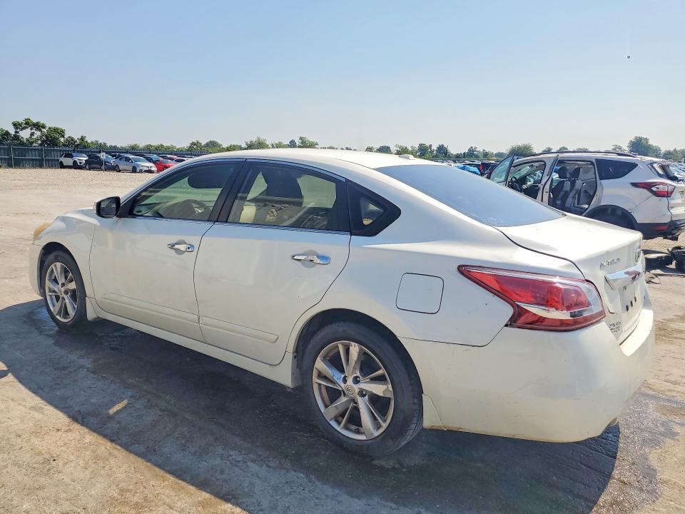 2014 Nissan Altima VIN 1N4AL3AP7EC112072 COPART salvage auction — MINOR DENT/SCRATCHES, Tn - Certificate Of Title, sold $450 on 2026-07-28 (photo 2)