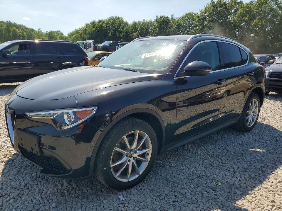 2018 Alfa romeo Stelvio VIN ZASFAKBN0J7B60472 COPART salvage auction — NORMAL WEAR, Ma - Certificate Of Title, sold $2,250 on 2026-07-29 (photo 1)