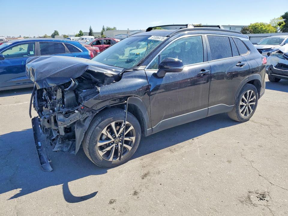 2022 Toyota Corolla cross VIN 7MUDAABG8NV009618 COPART salvage auction — FRONT END, CA - SALVAGE CERTIFICATE, sold $4,150 on 2026-07-31 (photo 1)