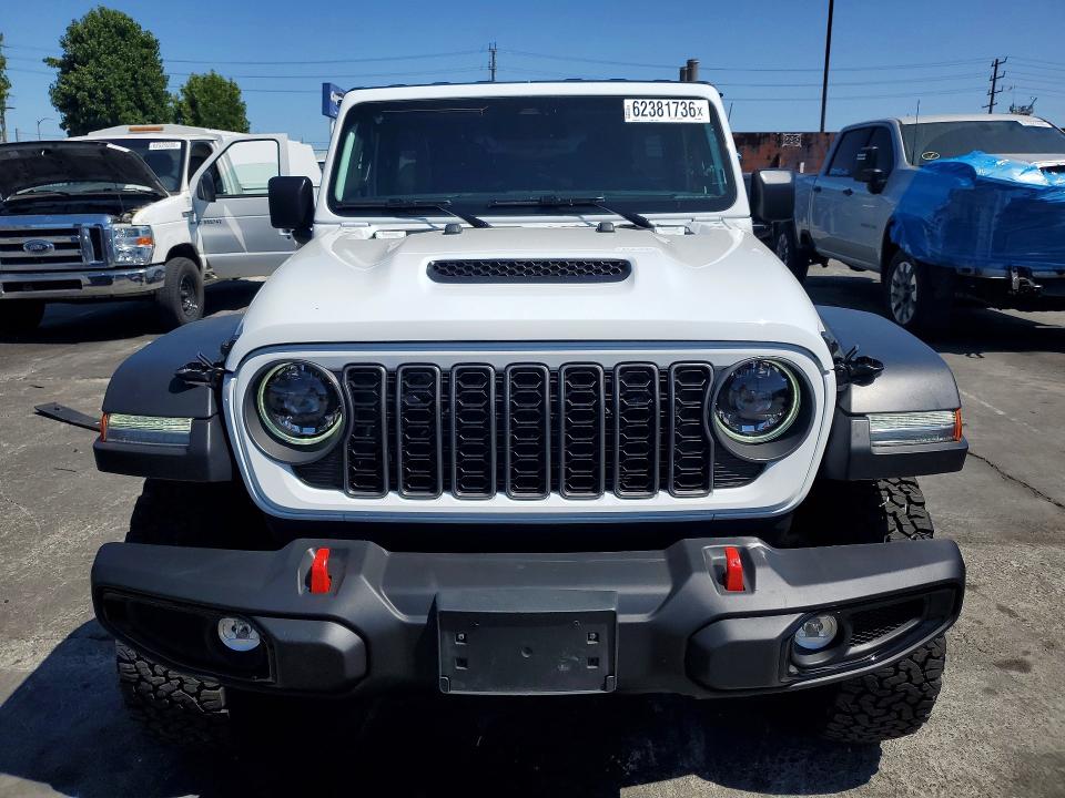 2026 Jeep Wrangler / VIN 1C4PJXFN2TW263549 COPART salvage auction — NORMAL WEAR, Ca - Dis/Dlr/Exp Only Clean Title (P), sold $25,250 on 2026-07-29 (photo 5)