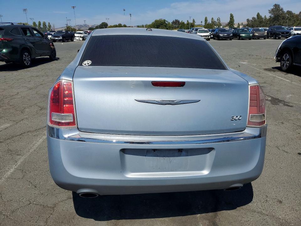 2013 Chrysler 300 VIN 2C3CCAAG9DH599363 COPART salvage auction — FRONT END, Ca - Dis/Dlr/Exp Only Clean Title, sold $550 on 2026-07-31 (photo 6)