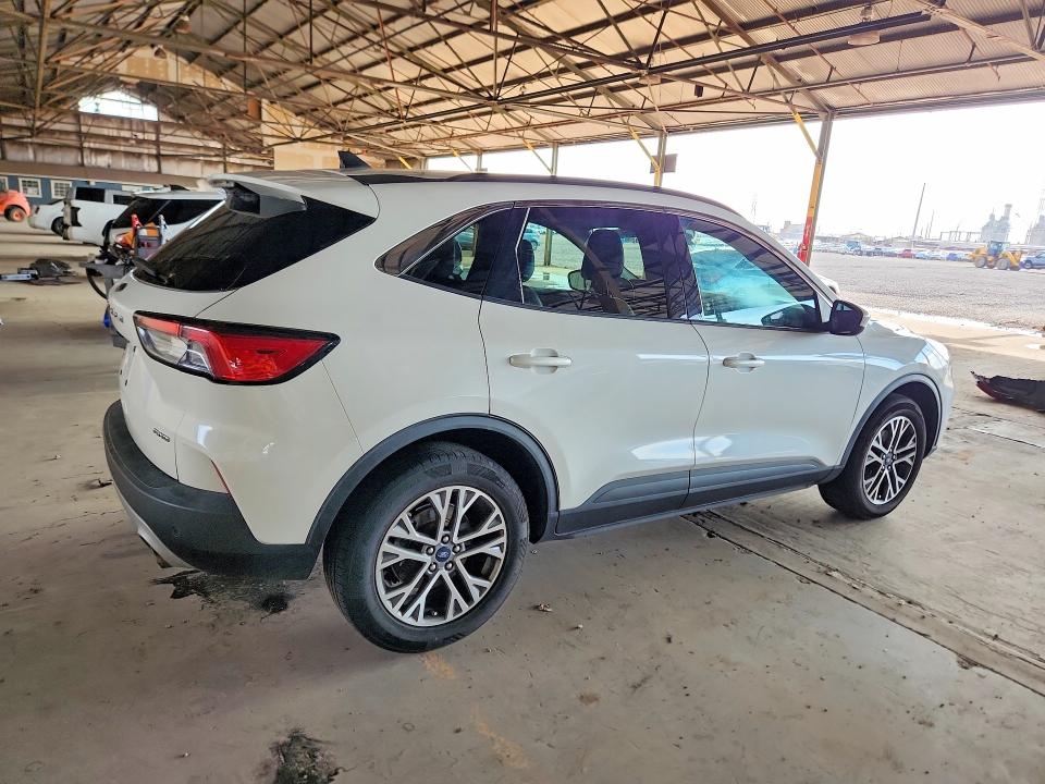 2021 Ford Escape VIN 1FMCU9H6XMUA56682 COPART salvage auction — MECHANICAL, Nv - Certificate Of Title (P), sold $3,350 on 2026-07-29 (photo 3)