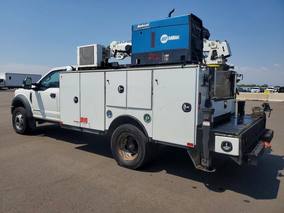 2017 Ford F-550 super duty VIN 1FDUF5HT7HED72022 COPART salvage auction — MINOR DENT/SCRATCHES, OH - CERTIFICATE OF TITLE (P), sold $38,000 on 2026-09-15 (photo 2)