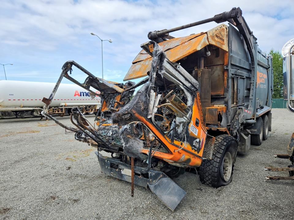 2020 Peterbilt 567 VIN 1NPCL40X0LD686796 COPART salvage auction — BURN, AK - BILL OF SALE- SALVAGE, sold $50 on 2026-09-01 (photo 1)