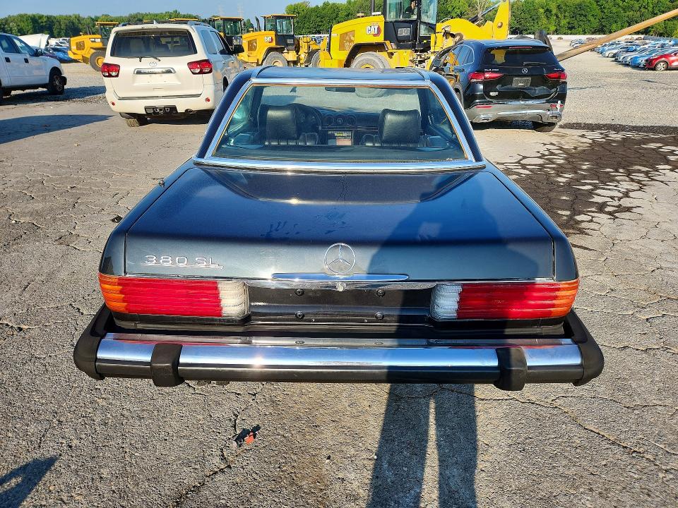1985 Mercedes-benz 380 VIN WDBBA45C1FA025457 COPART salvage auction — NORMAL WEAR, MI - CERTIFICATE OF TITLE (P), sold $850 on 2026-07-28 (photo 6)