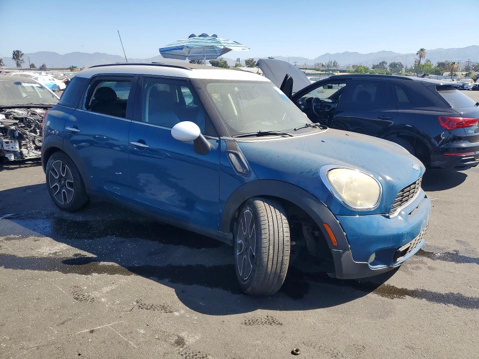 2011 Mini Cooper VIN WMWZC3C51BWH97849 COPART salvage auction — FRONT END, CA - SALVAGE CERTIFICATE, sold $300 on 2026-08-12 (photo 4)