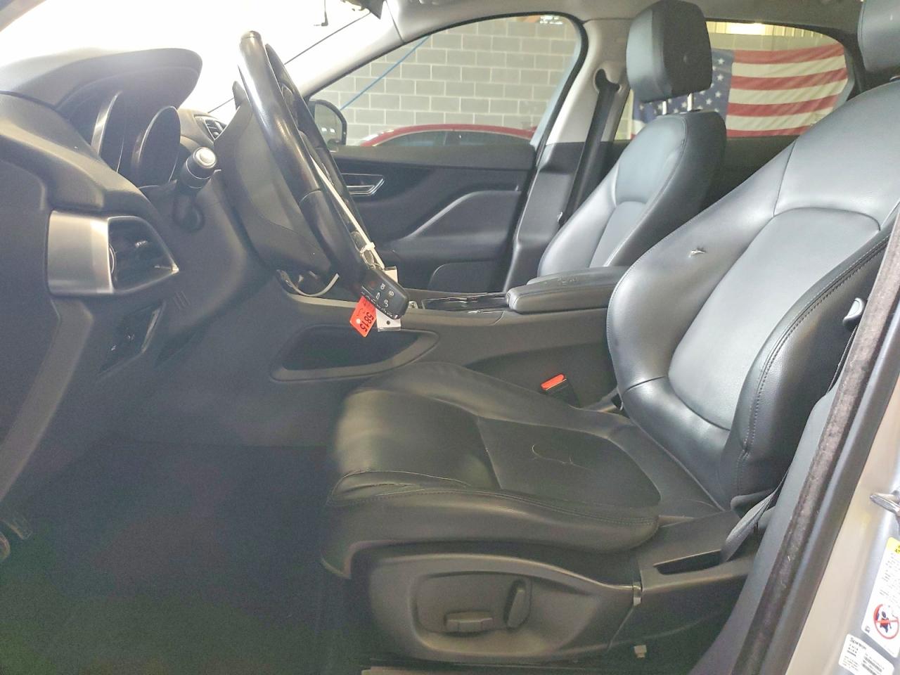 2017 Jaguar F-pace VIN SADCJ2BV4HA085028 COPART salvage auction — Mechanical, MO - CERTIFICATE OF TITLE, sold $2,250 on 2026-09-15 (photo 7)