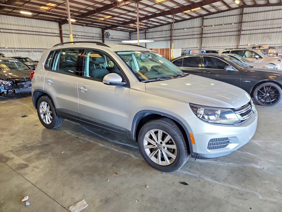 2018 Volkswagen Tiguan VIN WVGAV7AX3JK001395 COPART salvage auction — REAR END, FL - CERT OF TITLE SLVG REBUILDABLE, sold $1,850 on 2026-08-03 (photo 4)