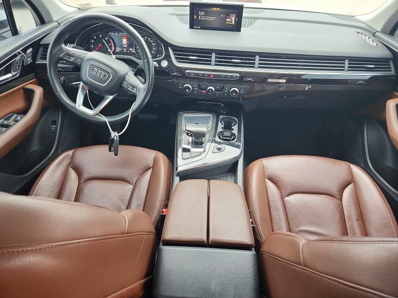 2018 Audi Q7 VIN WA1AAAF76JD005400 COPART salvage auction — MINOR DENT/SCRATCHES, Mo - Certificate Of Title, sold $675 on 2026-07-24 (photo 8)