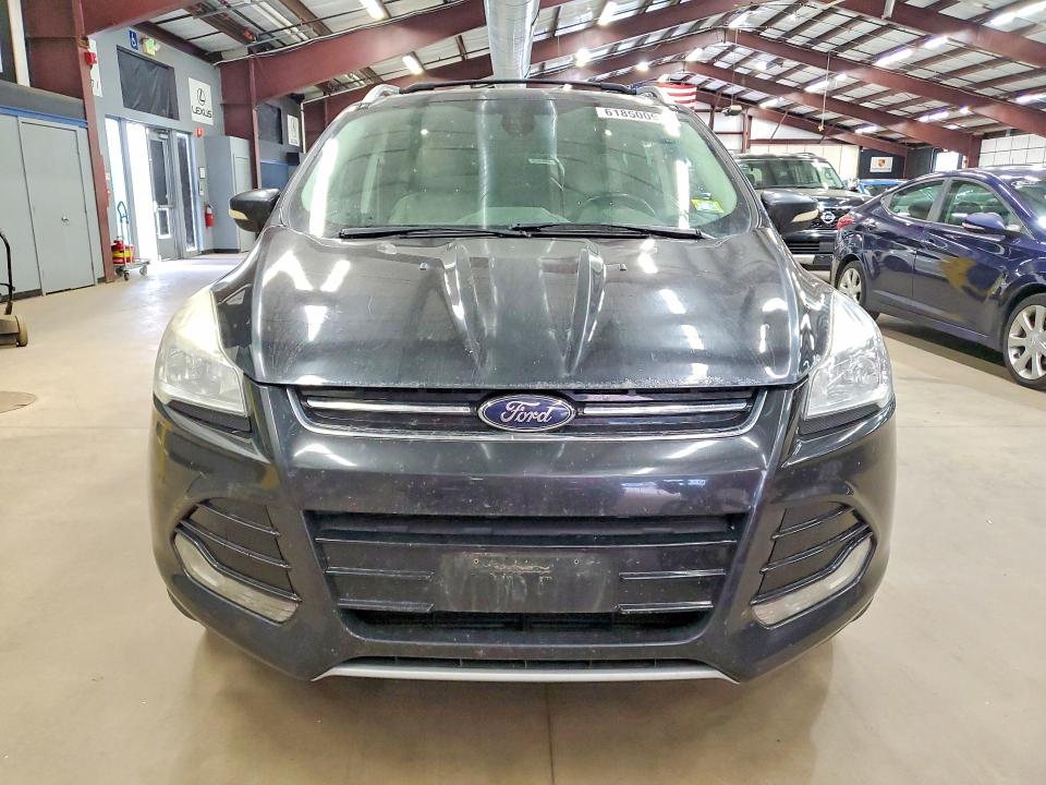 2014 Ford Escape VIN 1FMCU9JX3EUD35203 COPART salvage auction — MINOR DENT/SCRATCHES, Vt - Certificate Of Title (P), sold $1,600 on 2026-07-31 (photo 5)