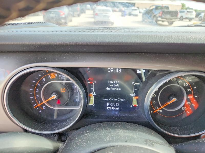 2019 Jeep Wrangler unlimited VIN 1C4HJXEN8KW511307 COPART salvage auction — MINOR DENT/SCRATCHES, TX - CERTIFICATE OF TITLE, sold $14,600 on 2026-07-28 (photo 9)