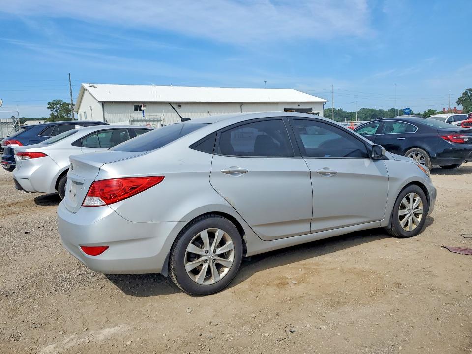2012 Hyundai Accent VIN KMHCU4AE2CU180755 COPART salvage auction — MECHANICAL, Mt - Certificate Of Title, sold $475 on 2026-07-31 (photo 3)