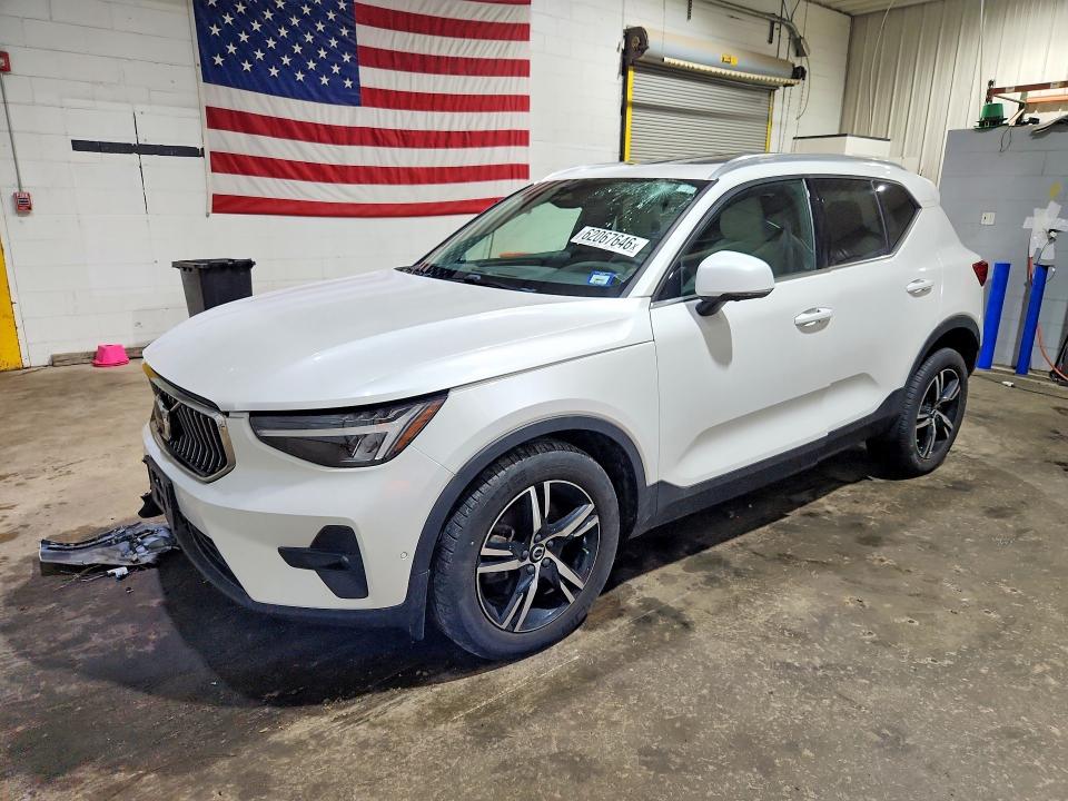 2023 Volvo Xc40 VIN YV4L12UNXP2953175 — COPART salvage auction photo