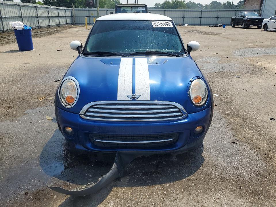2013 Mini Cooper VIN WMWSU3C50DT684099 COPART salvage auction — FRONT END, Al - Cert Of Title-Salvage Title, sold $275 on 2026-08-27 (photo 5)