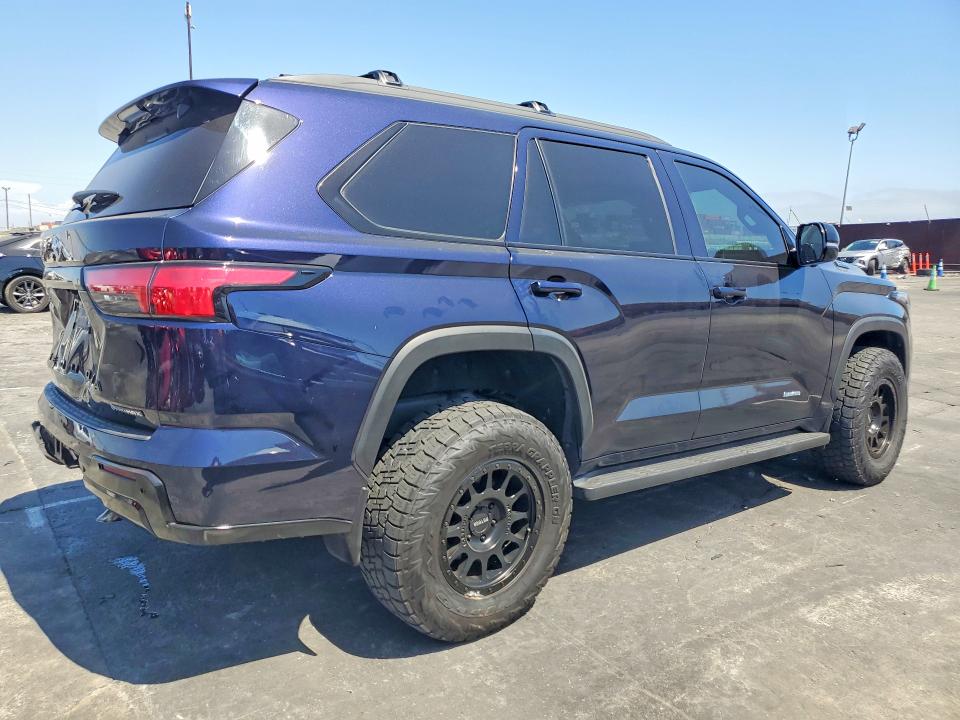 2025 Toyota Sequoia VIN 7SVAAABA8SX056555 COPART salvage auction — FRONT END, Ca - Salvage Certificate, sold $32,250 on 2026-08-12 (photo 3)