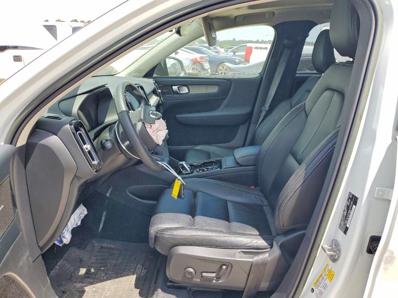 2023 Volvo Xc40 VIN YV4L12UX2P2977293 COPART salvage auction — FRONT END, Tx - Salvage Vehicle Title, sold $9,700 on 2026-08-18 (photo 7)