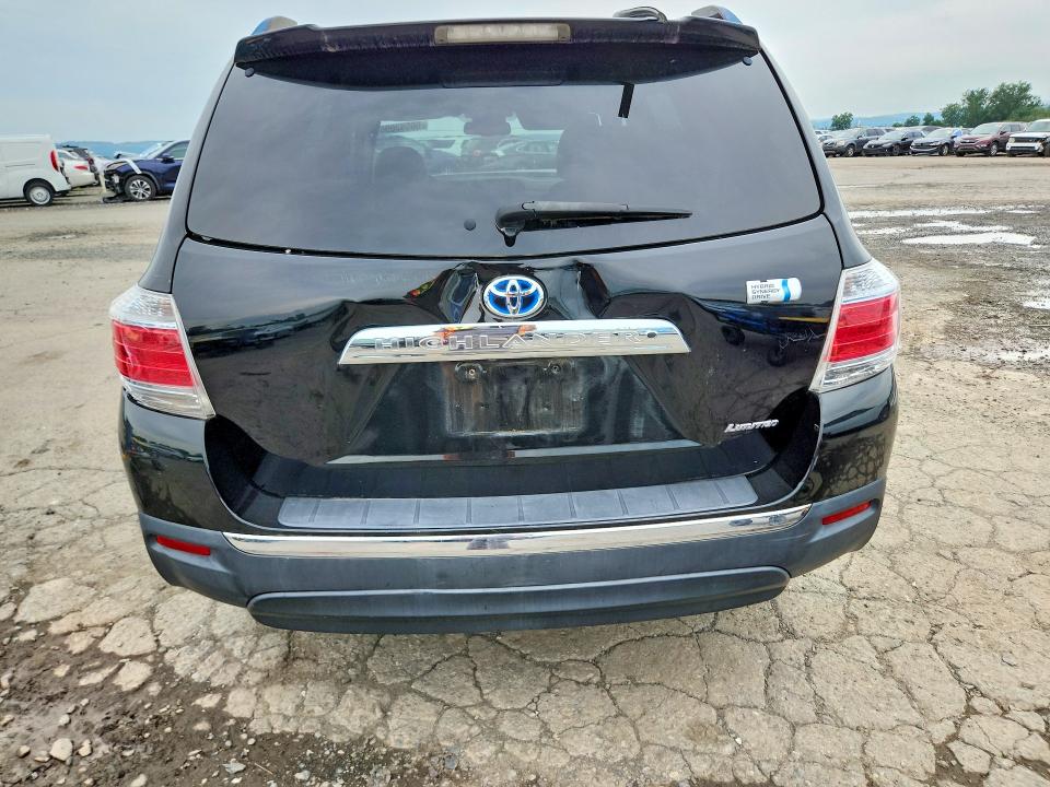 2011 Toyota Highlander hybrid VIN JTEDC3EH6B2003559 COPART salvage auction — FRONT END, PA - CERT OF TITLE, sold $1,400 on 2026-07-17 (photo 6)