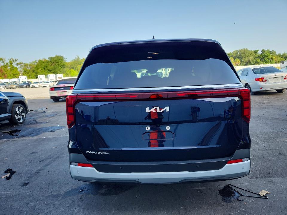 2026 Kia Carnival VIN KNDNB5K33T6603272 COPART salvage auction — FRONT END, Fl - Cert Of Title Slvg Rebuildable, sold $14,100 on 2026-08-24 (photo 6)