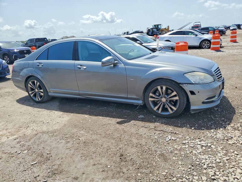 2012 Mercedes-benz S-klasse VIN WDDNG7DB4CA437719 COPART salvage auction — FRONT END, Tx - Certificate Of Title, sold $750 on 2026-07-30 (photo 4)