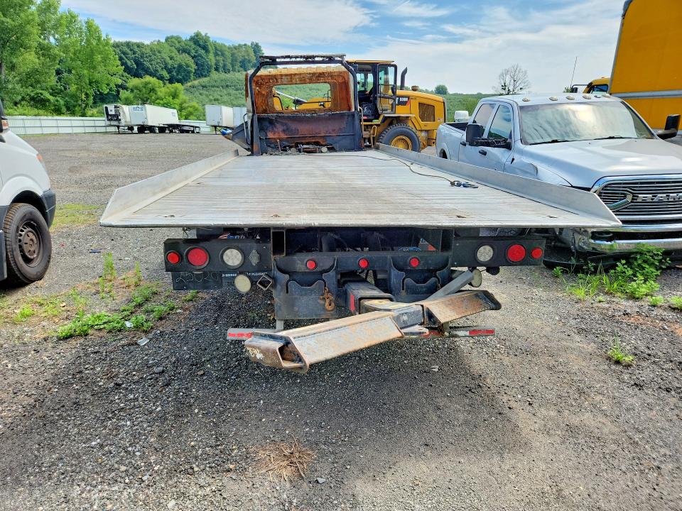 2023 Hino Hino l6 VIN 5PVNJ7AP2P5T50069 COPART salvage auction — BURN, NY - MV-907A SALVAGE CERTIFICATE, sold $8,600 on 2026-09-03 (photo 6)