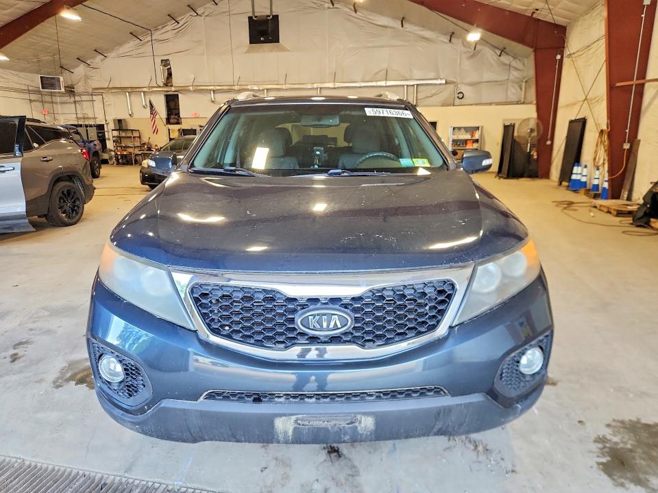 2011 Kia Sorento VIN 5XYKT4A26BG119885 COPART salvage auction — MINOR DENT/SCRATCHES, VT - CERTIFICATE OF TITLE, sold $1,650 on 2026-07-20 (photo 5)