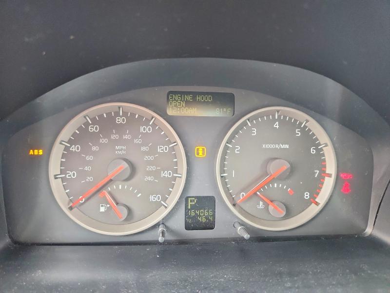 2005 Volvo S40 VIN YV1MS682952118445 COPART salvage auction — NORMAL WEAR, TX - CERTIFICATE OF TITLE (P), sold $150 on 2026-08-07 (photo 9)