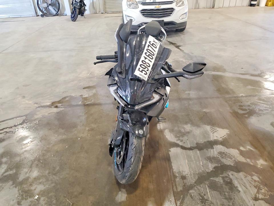 2026 Cf moto 675ss VIN LCEPEVLP2T6001318 COPART salvage auction — FRONT END, MN - CERT OF TITLE-SALVAGE, sold $500 on 2026-09-10 (photo 2)