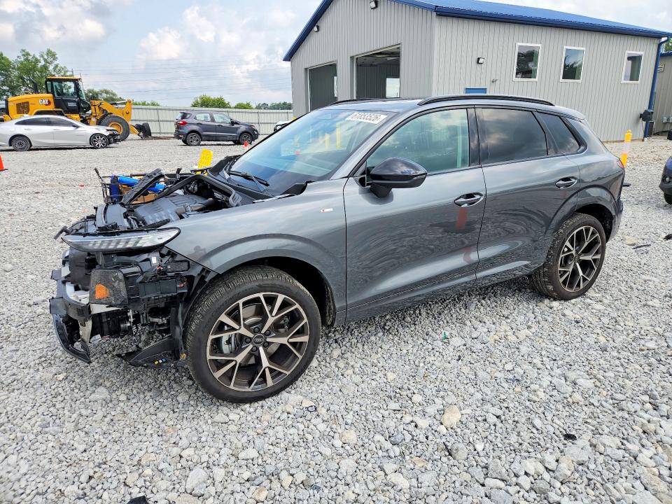 2026 Audi Q3 VIN WA1ABCFJ8T1024037 — COPART salvage auction photo