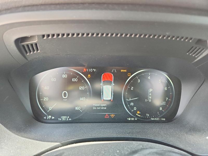 2018 Volvo Xc60 VIN LYVA22RMXJB096725 COPART salvage auction — REAR END, TX - SALVAGE VEHICLE TITLE, sold $7,000 on 2026-07-30 (photo 9)