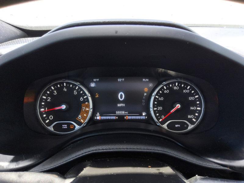 2023 Jeep Renegade VIN ZACNJDE14PPP33228 COPART salvage auction — MINOR DENT/SCRATCHES, FL - CERTIFICATE OF TITLE, sold $12,400 on 2026-08-06 (photo 9)