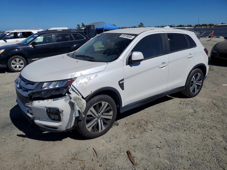 2021 Mitsubishi Outlander VIN JA4APUAU3MU006070 COPART salvage auction — MINOR DENT/SCRATCHES, Ca - Dis/Dlr/Exp Only Clean Title, sold $3,600 on 2026-07-21 (photo 1)