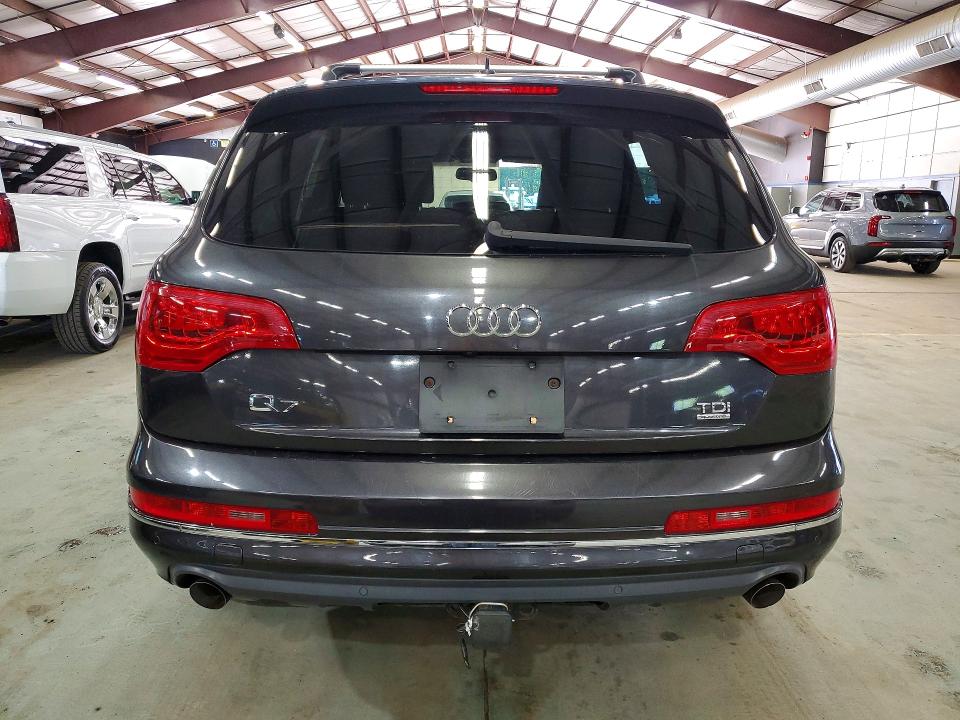 2012 Audi Q7 VIN WA1LMAFE1CD003264 COPART salvage auction — MINOR DENT/SCRATCHES, MA - CERTIFICATE OF TITLE (P), sold $1,250 on 2026-07-10 (photo 6)
