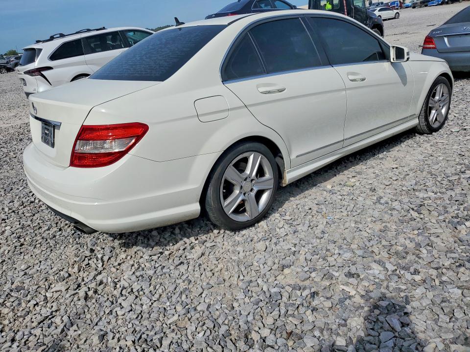 2011 Mercedes-benz C class VIN WDDGF5EBXBA509021 COPART salvage auction — WATER/FLOOD, Tn - Salvage Cert-Water Damage, sold $425 on 2026-08-13 (photo 3)