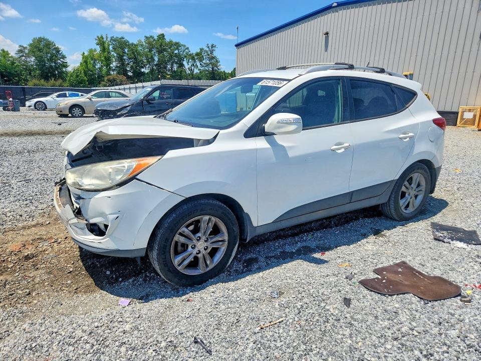 2013 Hyundai Tucson VIN KM8JU3AC1DU707153 COPART salvage auction — FRONT END, Sc - Cert Of Title-Salvage, sold $900 on 2026-07-27 (photo 1)
