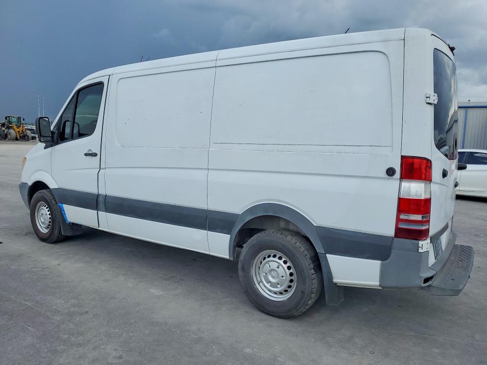 2012 Mercedes-benz Sprinter VIN WD3PE7CC8C5701059 COPART salvage auction — MECHANICAL, Ok - Certificate Of Title, sold $300 on 2026-07-27 (photo 2)