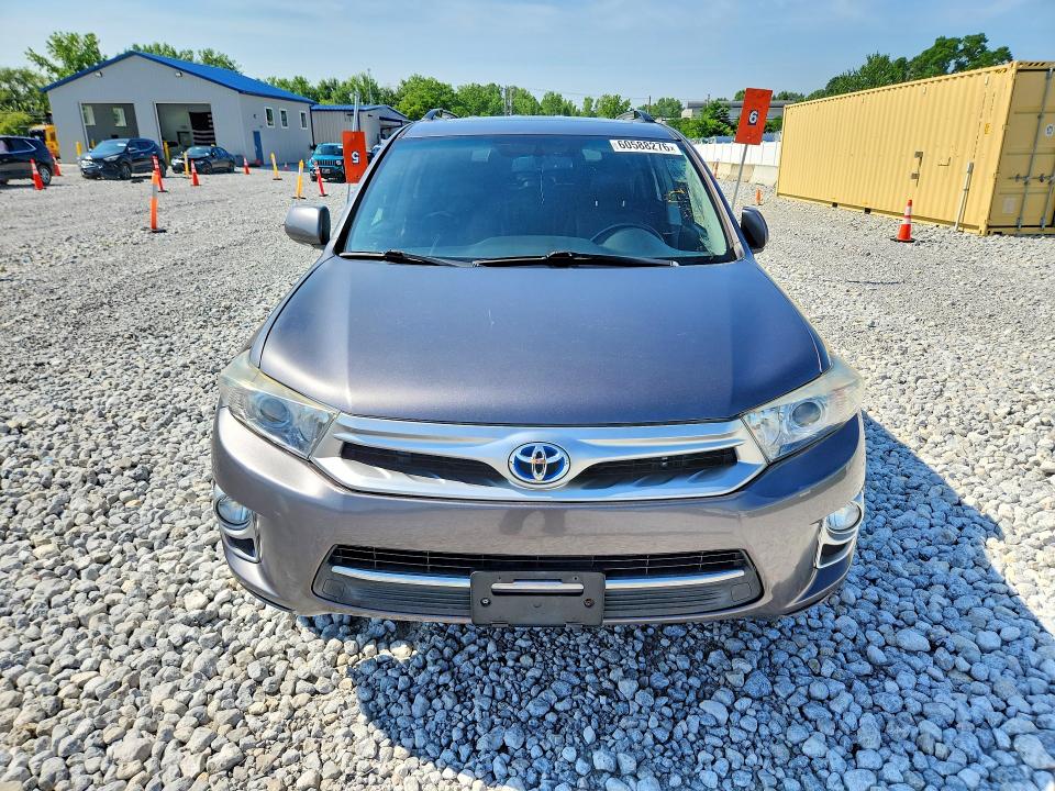 2011 Toyota Highlander hybrid VIN JTEDC3EH3B2003227 COPART salvage auction — MINOR DENT/SCRATCHES, OH - CERTIFICATE OF TITLE (P), sold $5,200 on 2026-07-24 (photo 5)