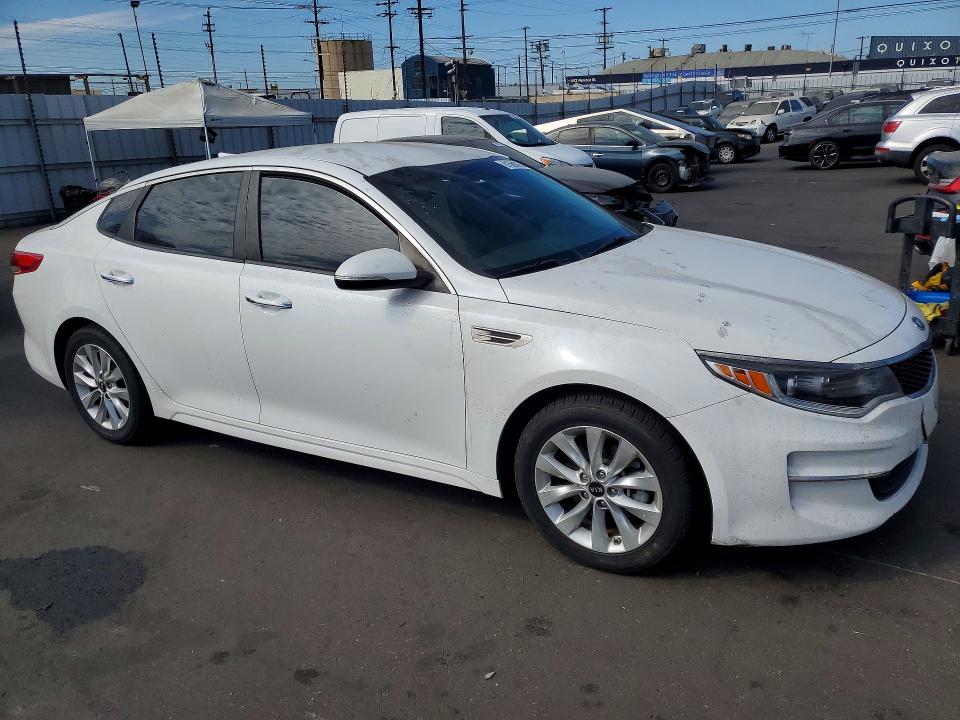 2017 Kia Optima VIN 5XXGT4L39HG164019 COPART salvage auction — VANDALISM, Ca - Salvage Certificate, sold $250 on 2026-07-27 (photo 4)