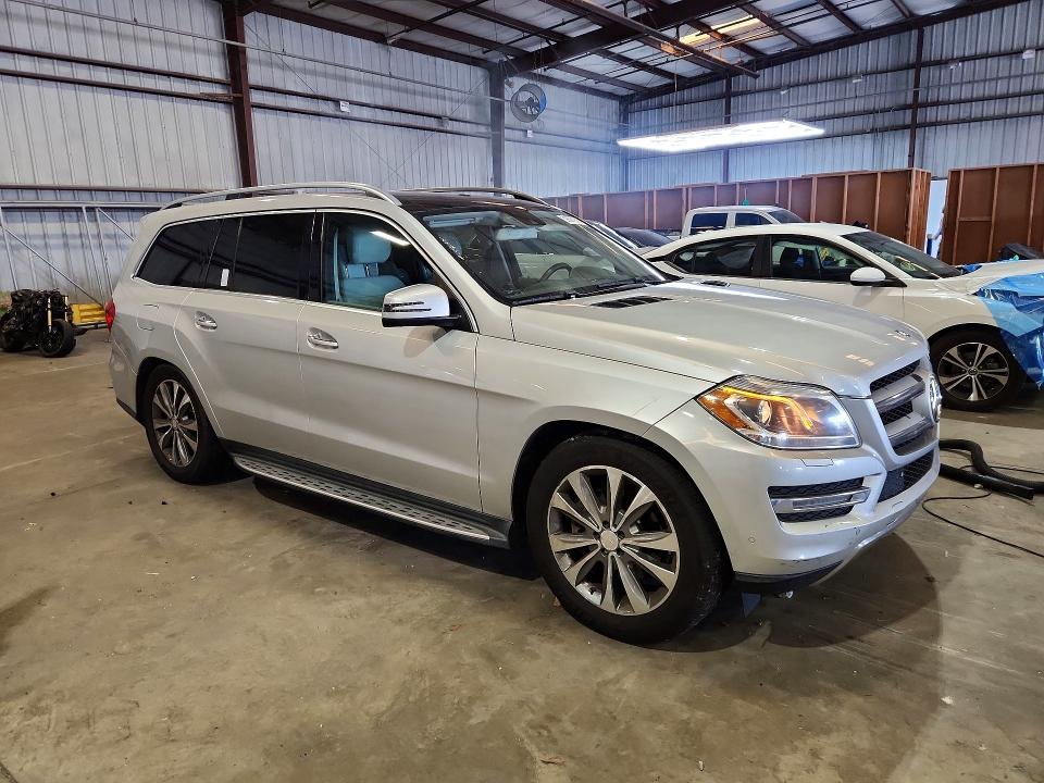 2015 Mercedes-benz Gl-klasse VIN 4JGDF6EE7FA609334 COPART salvage auction — MECHANICAL, FL - CERTIFICATE OF TITLE, sold $975 on 2026-08-03 (photo 4)