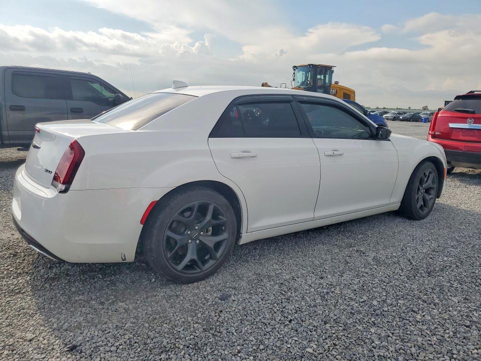 2023 Chrysler 300 VIN 2C3CCAAG0PH664864 COPART salvage auction — SIDE, La - Cert Of Title-Salvage, sold $9,200 on 2026-08-10 (photo 3)