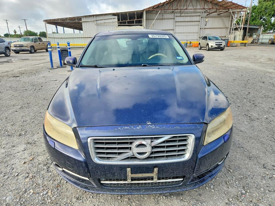 2011 Volvo S80 VIN YV1952AS8B1137361 COPART salvage auction — REAR END, Tx - Salvage Vehicle Title, sold $40 on 2026-07-28 (photo 5)