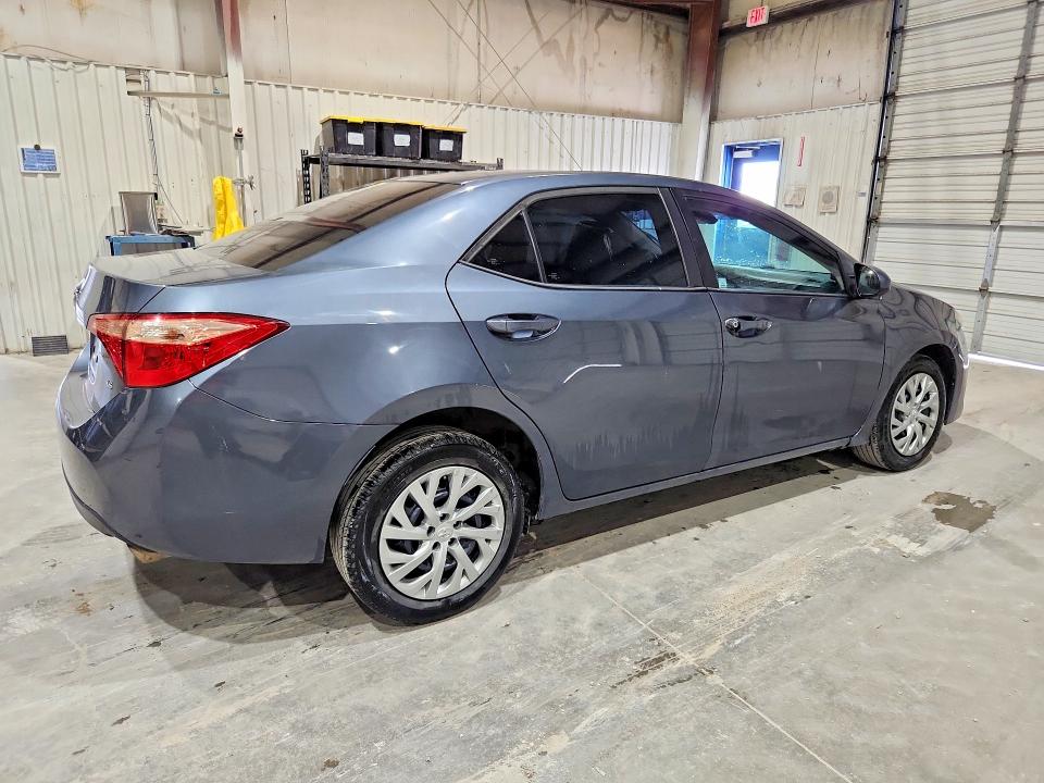 2019 Toyota Corolla VIN 5YFBURHE6KP938515 COPART salvage auction — MINOR DENT/SCRATCHES, Ok - Cert Of Title-Rebuilt, sold $4,900 on 2026-07-27 (photo 3)